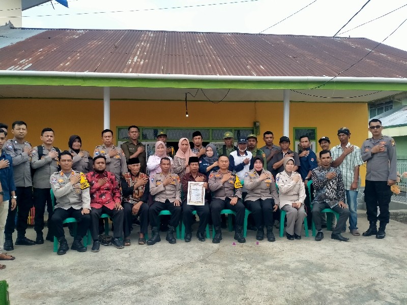 Ciptakan 8 Inovasi, Bhabinkamtibmas Desa Rimbo Recap Raih Penghargaan Kinerja Terbaik 