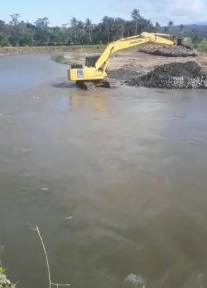 Tambang Galian C di Lubuk Kembang Kangkangi Wilayah Adat
